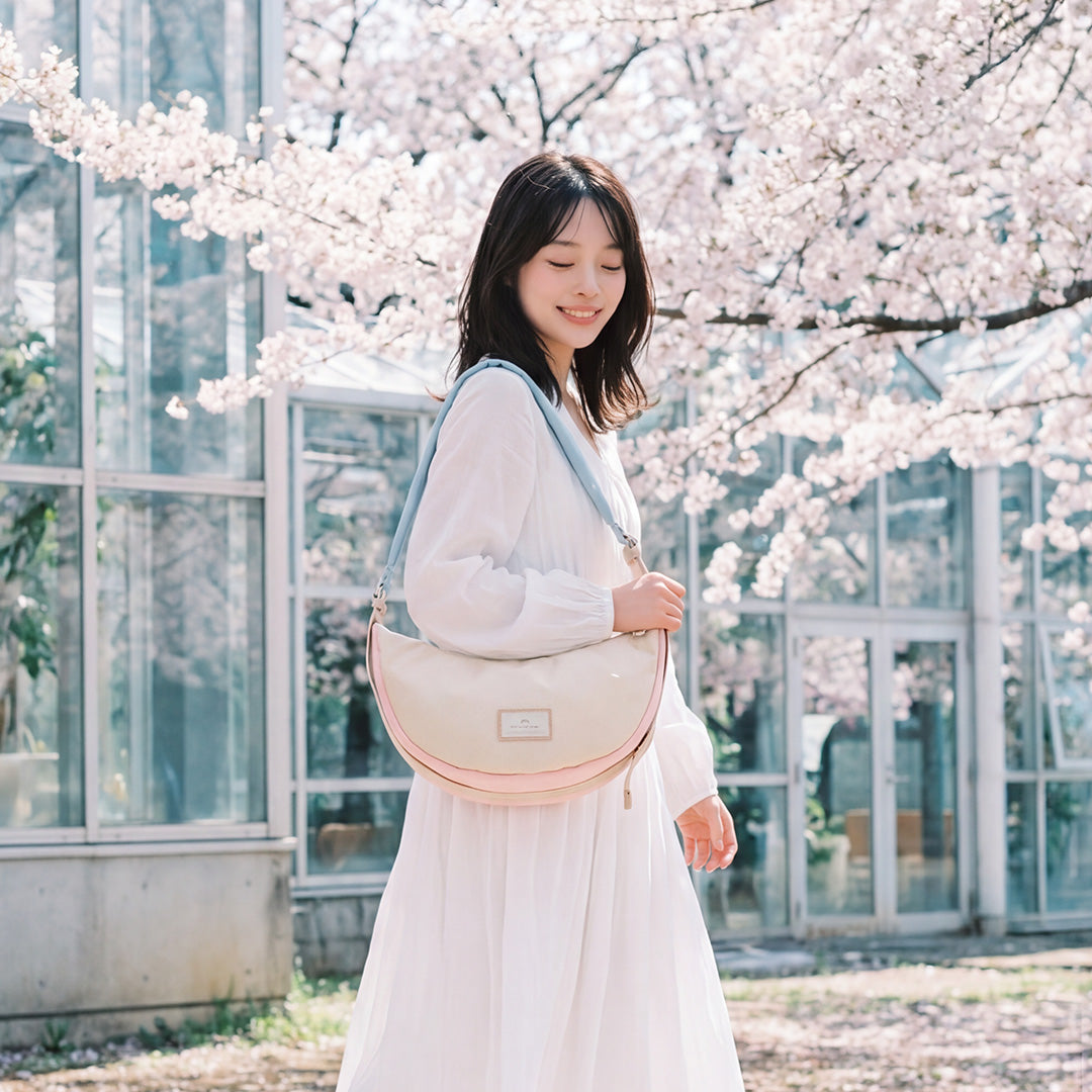 Eclair Crossbody Bag