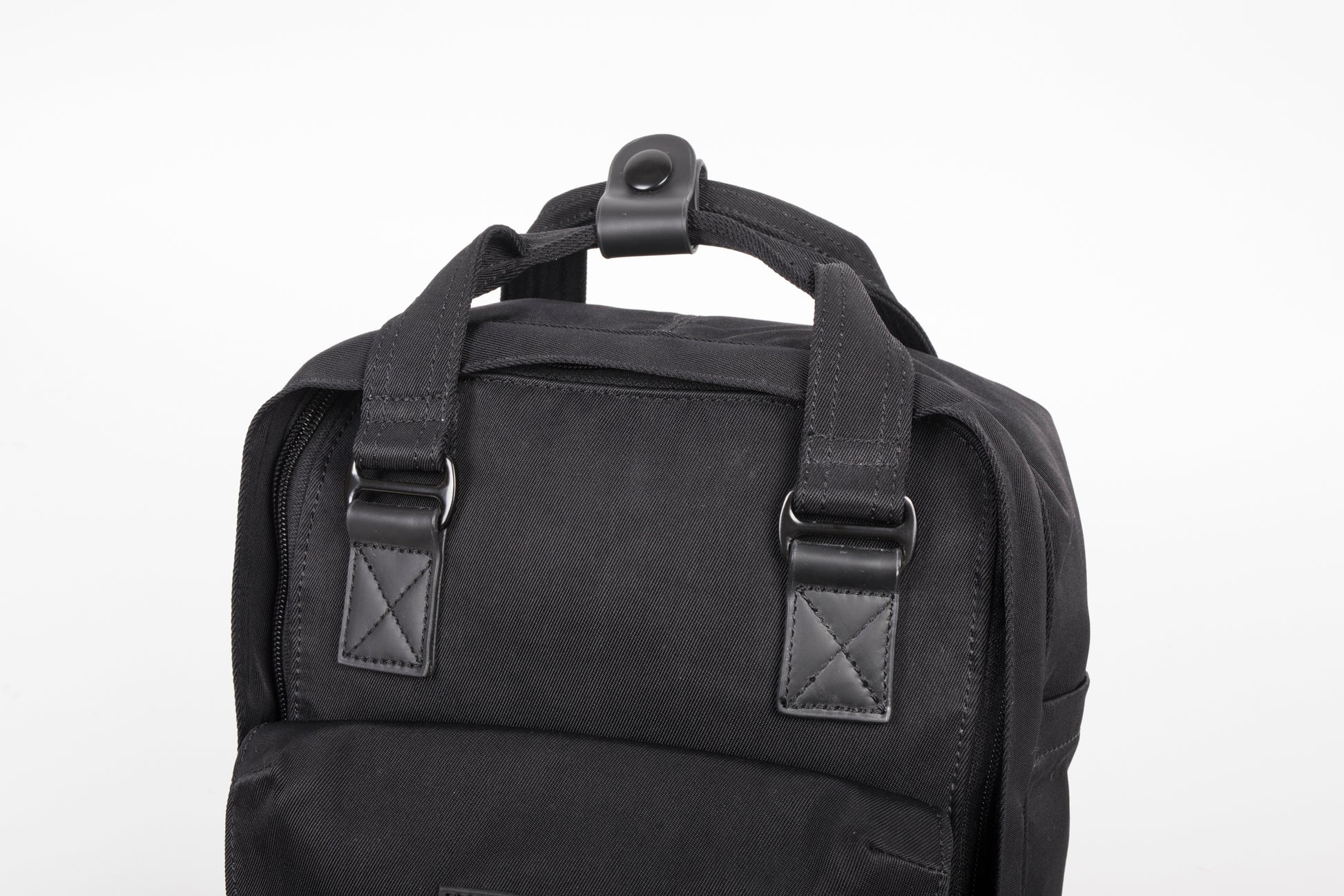 doughnut backpack mini black Florence 3L the Macaroon Mini is both stylish and water Doughnut x Macaroon Lucas Black