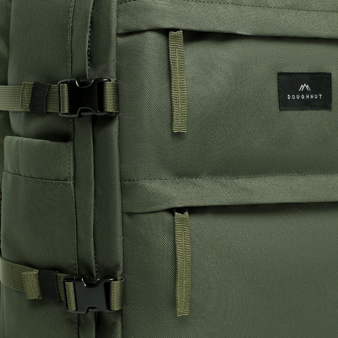 Flyer Grab & Explore Series Backpack